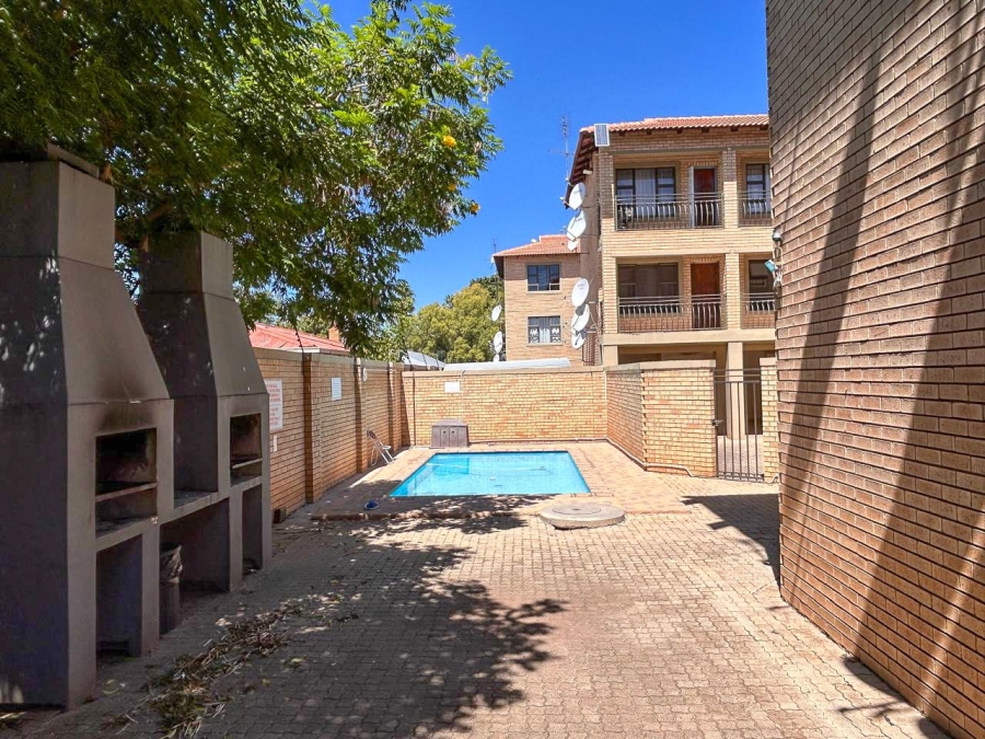 1 Bedroom Property for Sale in Potchefstroom North West